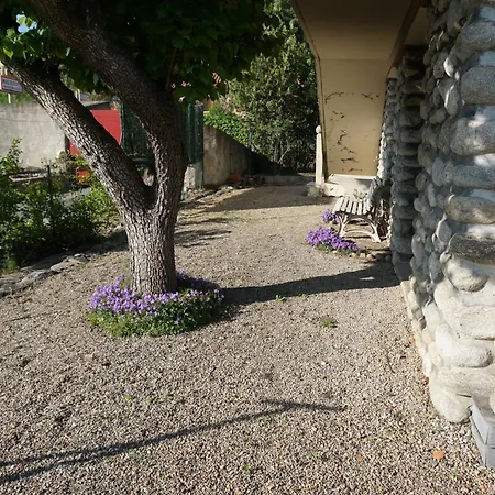 Casa Dels Amics * Catllar